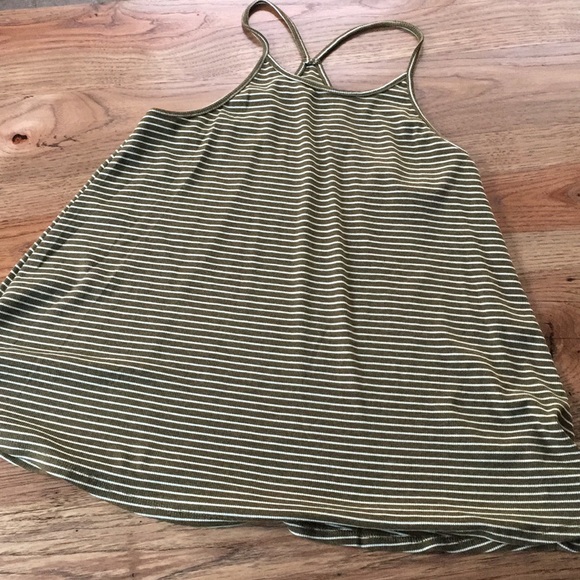 Old Navy Swing Top Tank - Picture 3 of 3